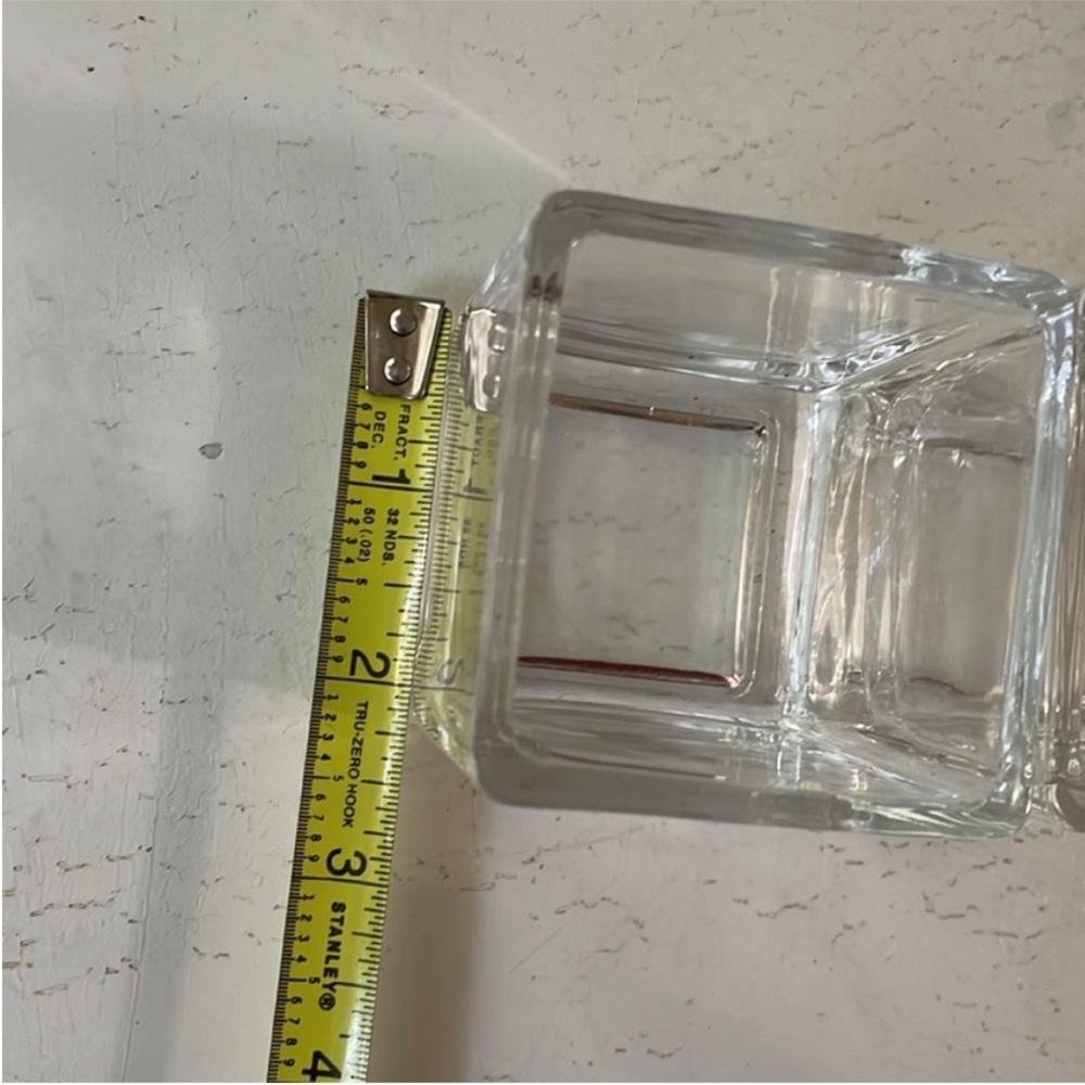 Home decor/candle holder - Picture 2 of 3